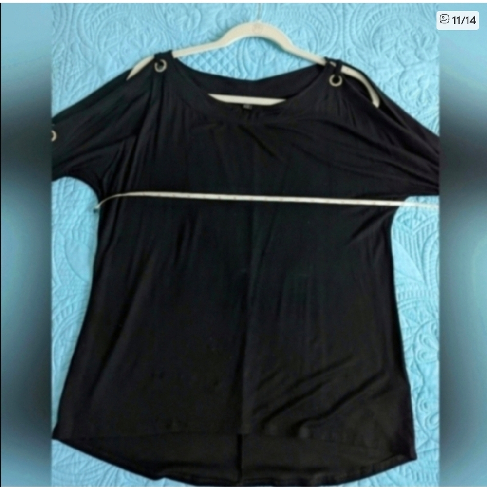 Top Cable & Gage Dressy Black top Rhinestones 👋 FINAL MARKDOWN CLOSET CLOSING - Picture 8 of 10